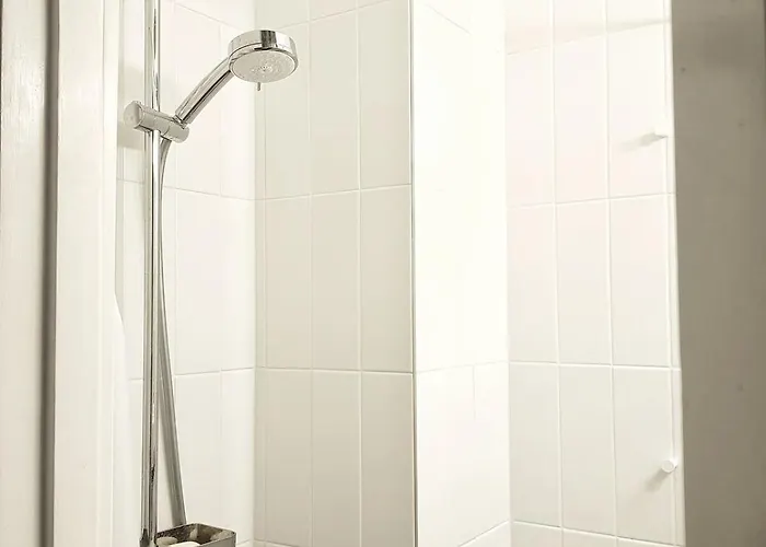 Harjutori Flat, A Quiet Park Close To The Centre And The Airport Apartment *